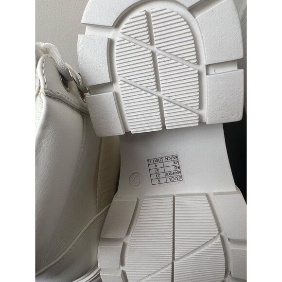 Redtop Chunky Lug Boots - Picture 5 of 7